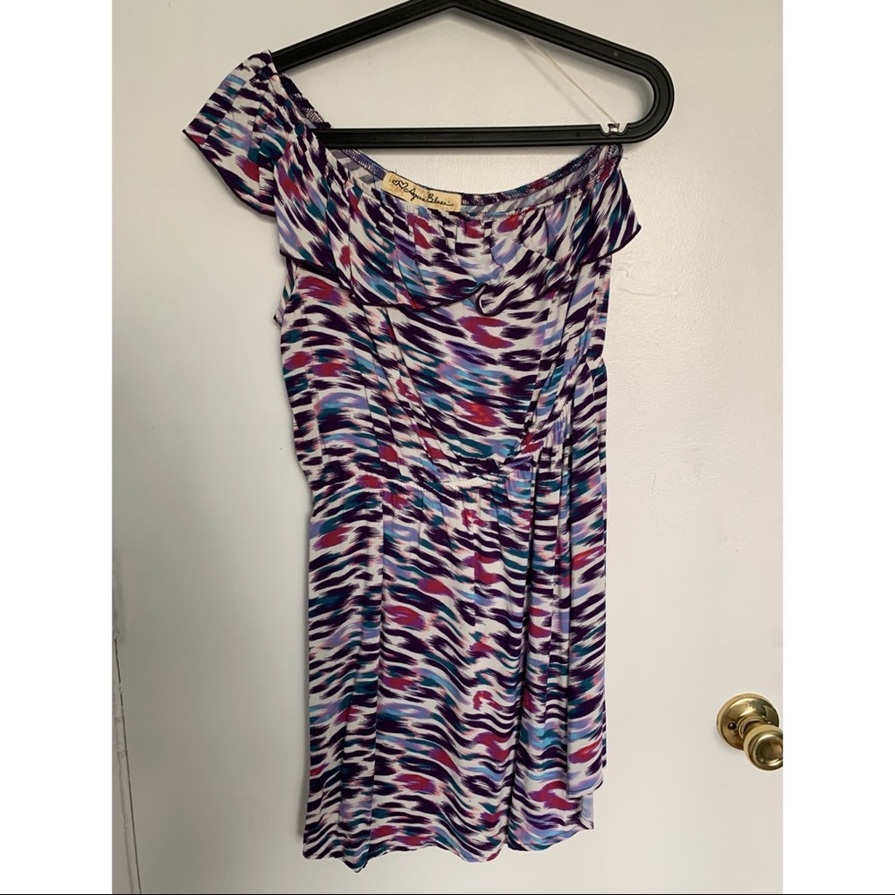 One shoulder dress